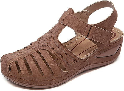 Perforerade ortopediska sandaler med stängd tå för kvinnor