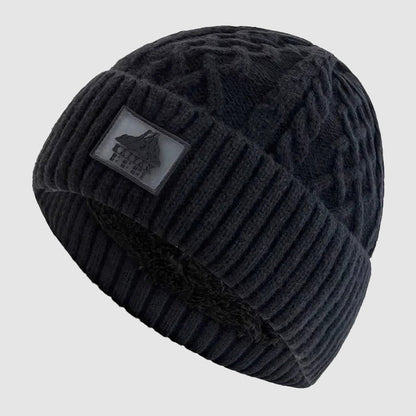Stickad mössa med vikbar kant och fleecefoder