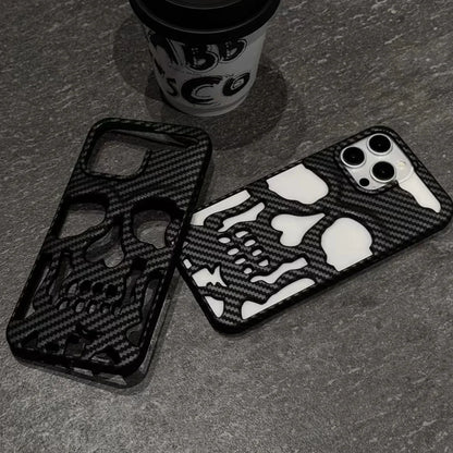 Phantom Edge - iPhone-fodral av kolfiber
