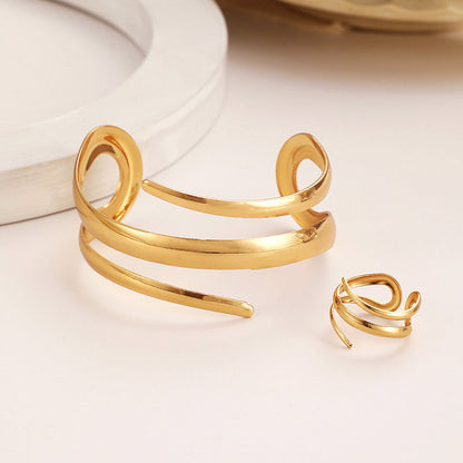Kvinnors skulpterade wrap-armband och ringset